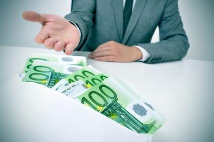 Image de l'article | Les juges du fond disposent d’un pouvoir souverain d'appréciation du caractère manifestement excessif (ou dérisoire) de la clause pénale. | Lettre des Réseaux