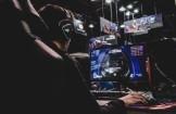 Image de l'article | Certaines des conditions d’organisation des compétitions eSport sont désormais encadrées par le décret n°2017-871 du 9 mai 2017 relatif à l'organisation des compétitions de jeux vidéo. Pour autant