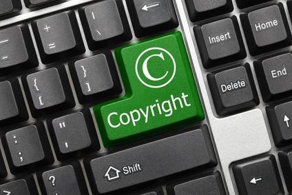 Image de l'article | a personne physique ou morale à l’initiative d’une œuvre collective est investie des droits de l’auteur sur cette œuvre et
